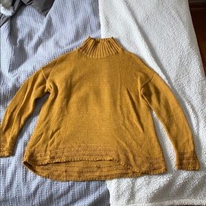 Old navy turtle neck sweater size medium
